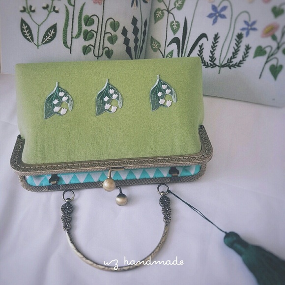 Embroidered Flower Patch Clutch Or Ins Woman
